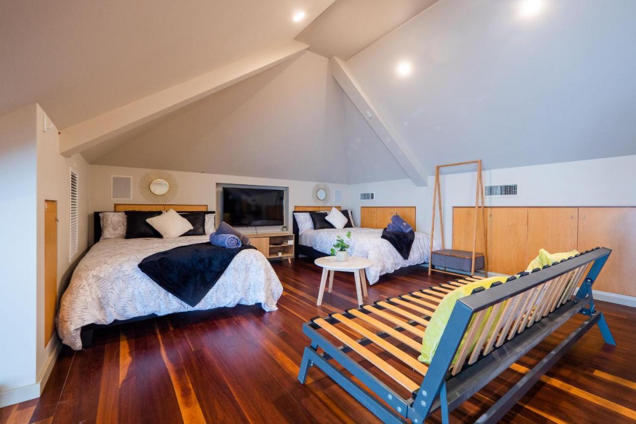 Quiet Private Studio In Strathfield With Kitchenette And Private Bathroom 3Min To Station Sleeps 6 Sydney Eksteriør billede